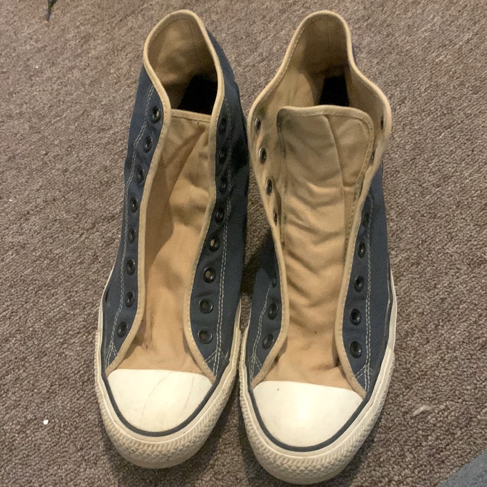 Converse Men’s 11.5 Women’s 13.5